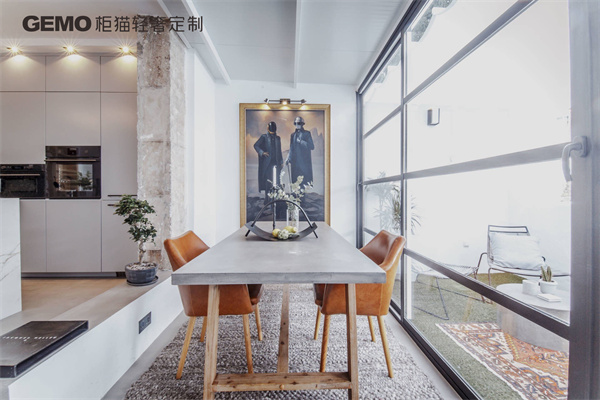 柜貓輕奢定制加盟，會為經銷商提供哪些服務？
